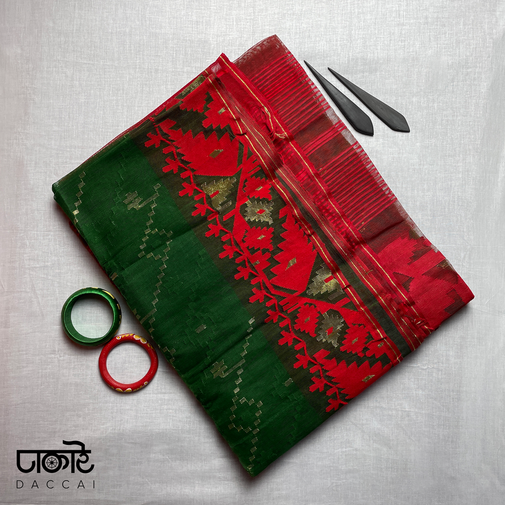 Dhakai Green Jamdani Saree With Red Contrast