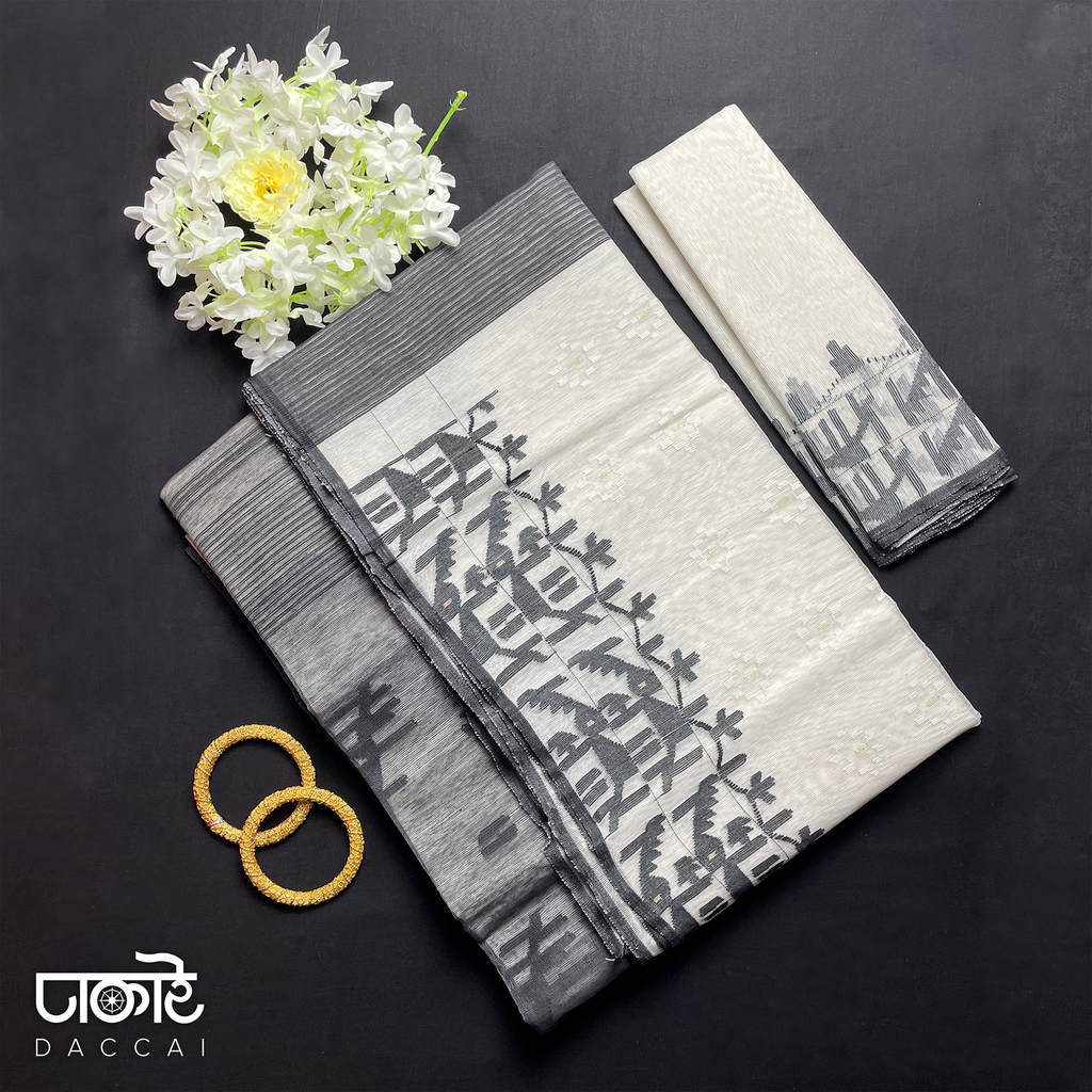 White dhakai Jamdani Saree With Black Contrast